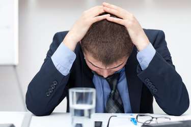 NAVEXGlobal_4-strategies-to-deal-with-stress_040715.jpg